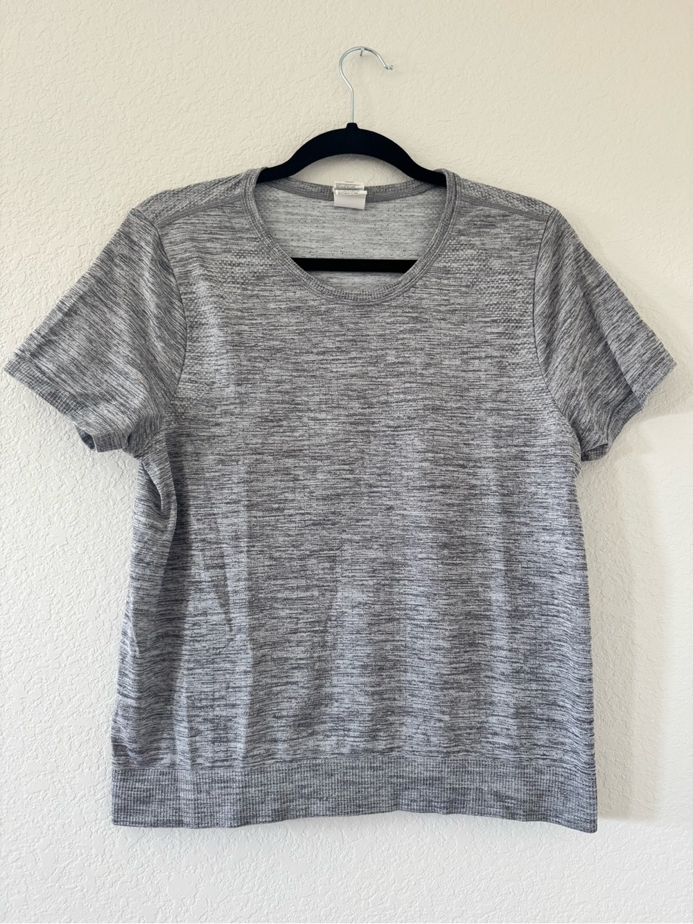 Athleta In Motion Seamless Tee Heathered Gray
